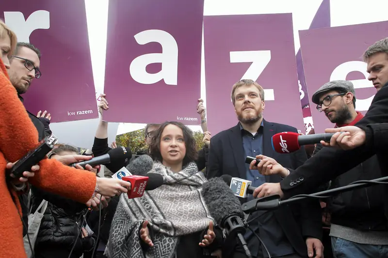 We wrześniu 2016 Razem wezwało kobiety do ubierania się na czarno. Tak rozpoczął się Czarny protest