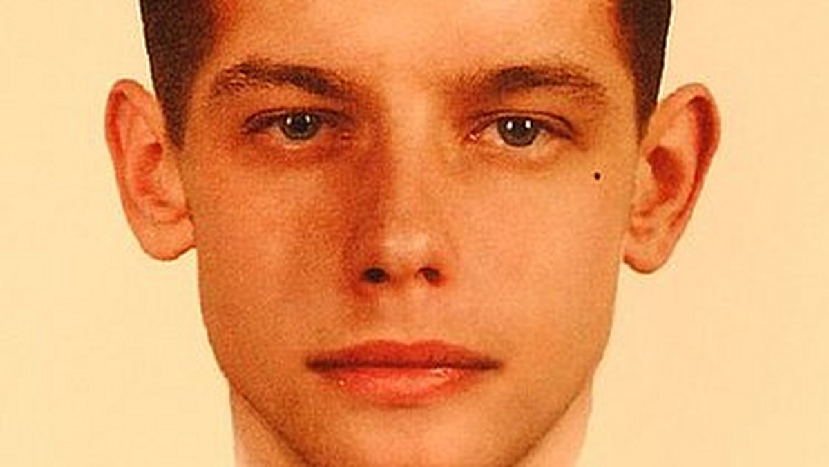 Mysłowicka policja opublikowała nowy, komputerowy portret pamięciowy poszukiwanego pedofila.