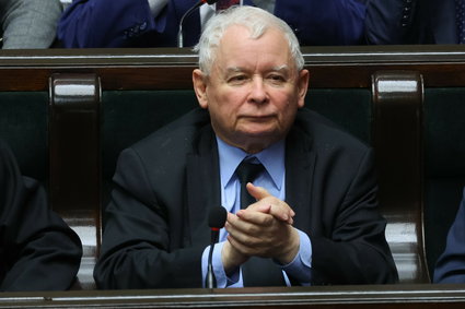 Kaczyński o wyroku sądu: będę musiał sprzedać dom. Sikorski postawił warunek