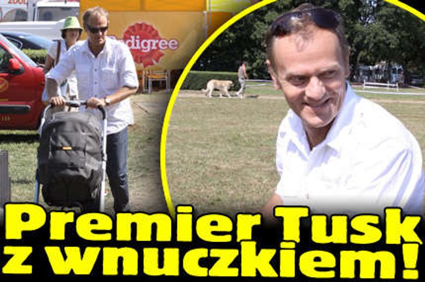 Premier Tusk z wnuczkiem!