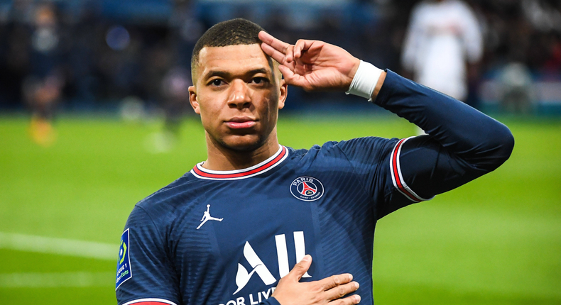 Kylian Mbappe offers  a glimmer of hope for PSG stay 