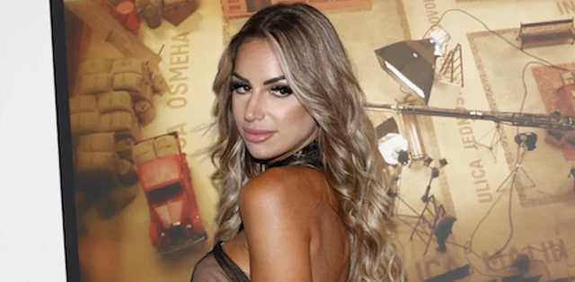 "Zar devojka, DA NE KAŽEM DAMA, da na čoveka SKAČE KAO ČIVAVA?!" Iva Grgurić se zblanula kada je videla snimak Maje Marinković