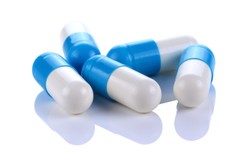 Nowy antybiotyk zwalcza nawet superbakterie. Bakterie nie uodparniają się na niego!