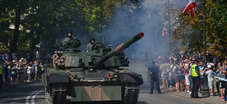 Polskie czołgi jak Mercedesy. Ukraińskie wojsko chwali T-72