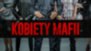 Patryk Vega pokazał plakat filmu "Kobiety mafii". Internauci są bezlitośni: grafik płakał, jak wycinał