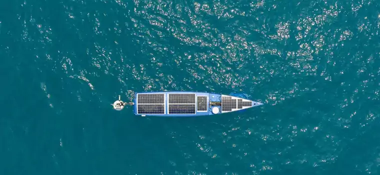Do czego służy ta bezzałogowa niebieska łódka? Australijczycy znaleźli dla niej idealne zastosowanie