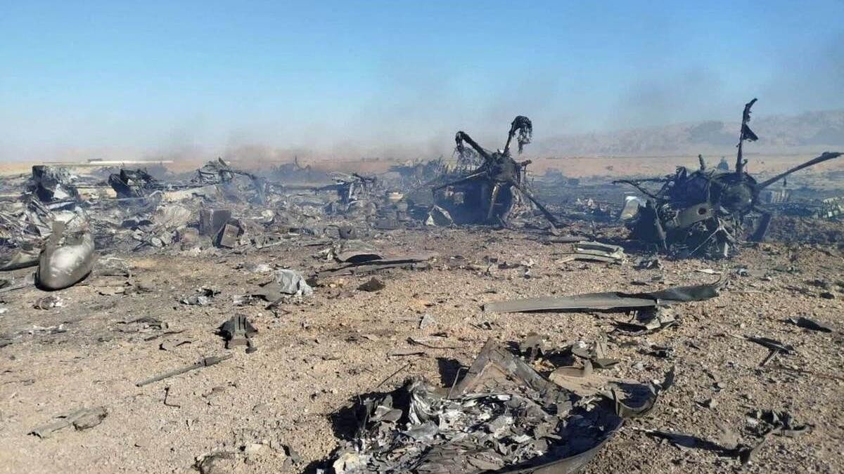 Revolucionarna garda tvrdi da je na fotografiji američki avion uništen tokom misije pronalaženja zarobljenog pilota u Isfahanu, u Iranu | Foto: Reuters