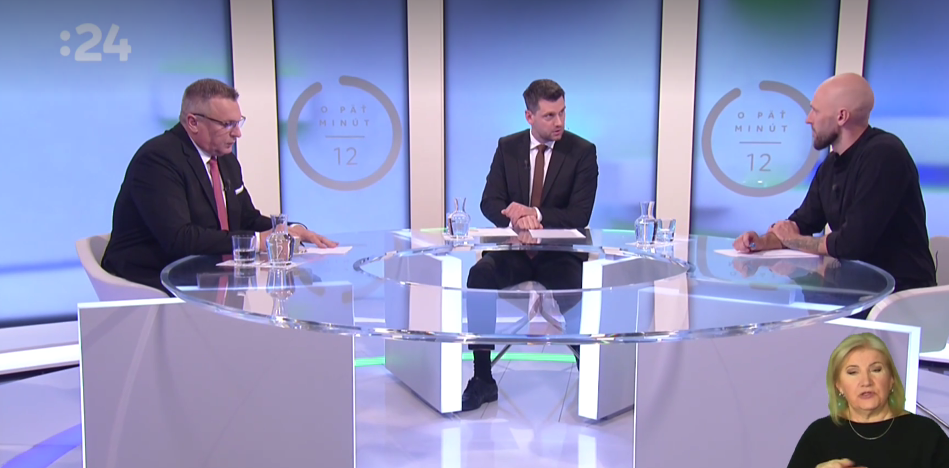 Andrej Danko (SNS) a Michal Truban (Progresívne Slovensko) v diskusnej relácii STVR O 5 minút 12.