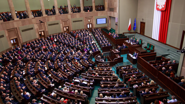 Posiedzenie Sejmu. Posłowie zajmują się kwestią marihuany [RELACJA NA ŻYWO]
