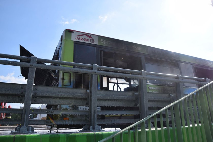 Pożar autobusu w Białymstoku. W środku było 50 osób