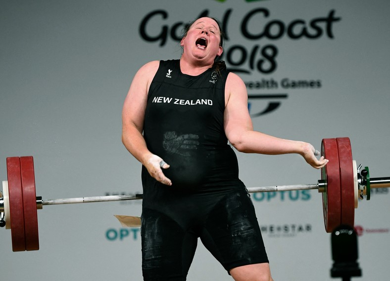Podnoszenie ciężarów. Laurel Hubbard - kim jest? Może wystąpić w Tokio -  Sport