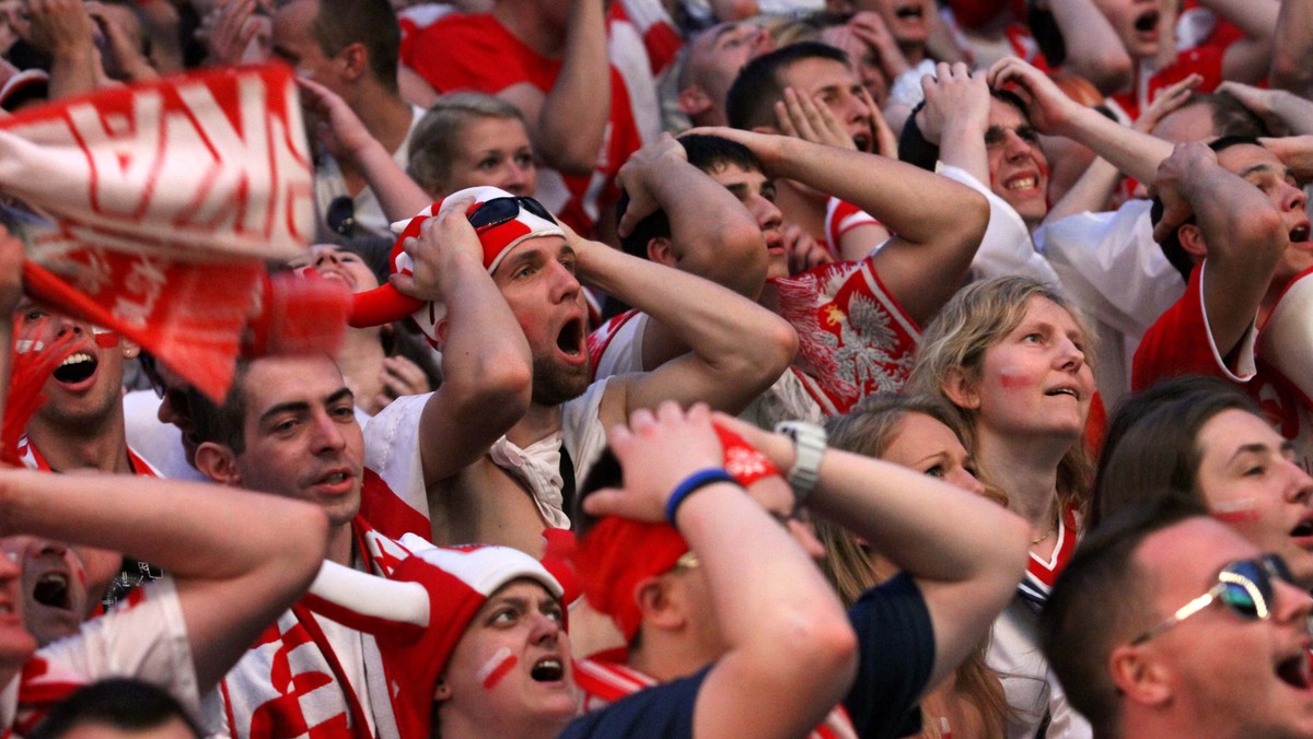 Niestety, wbrew nadziejom milionów Polaków, nie zdołaliśmy wygrać meczu z Czechami. Po golu Petra Jiracka w 72. minucie Polska przegrała z Czechami 0-1.