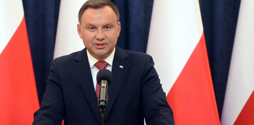 Prezydent weźmie udział w uroczystym złożeniu ziemi w Kopcu Piłsudskiego