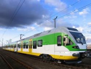 Massel: Pierwszy pociąg na lotnisko Chopina w maju lub czerwcu