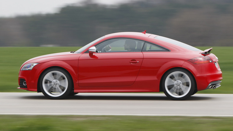 Audi TT II 2.0 TFSI (2006-14)