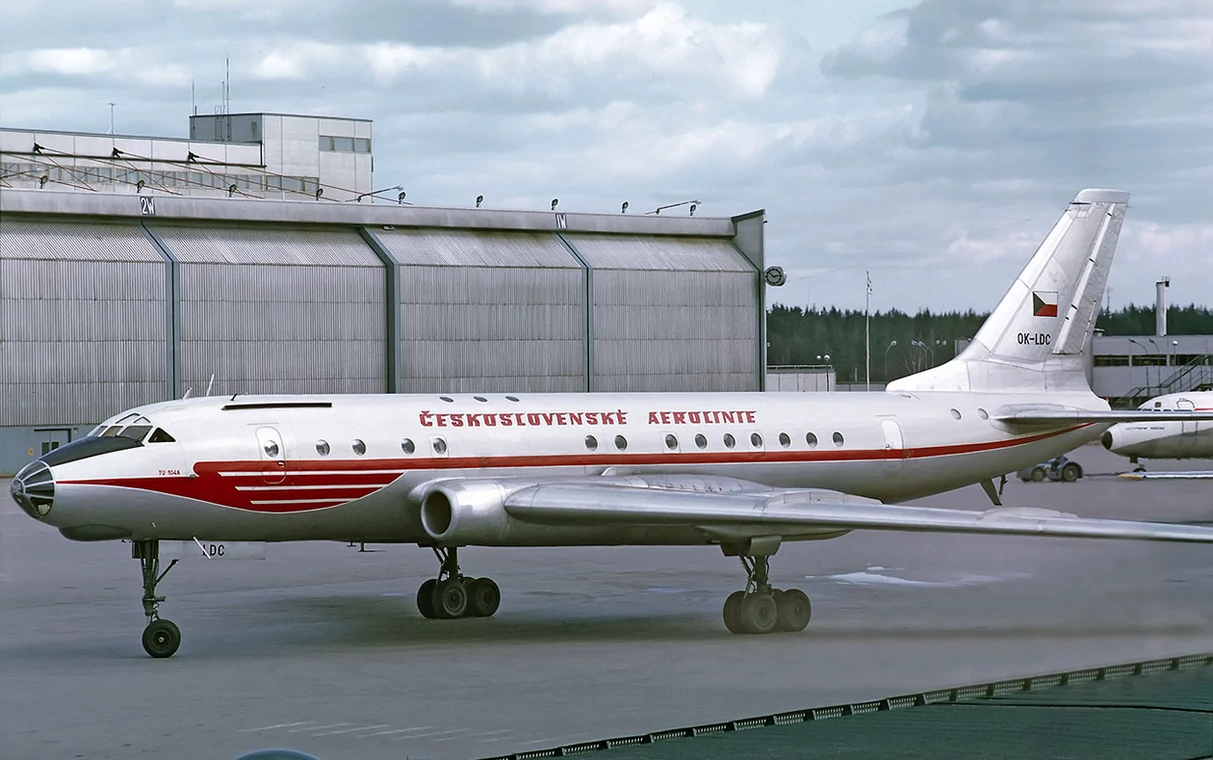 Tu-104A czechosłowackich linii lotniczych