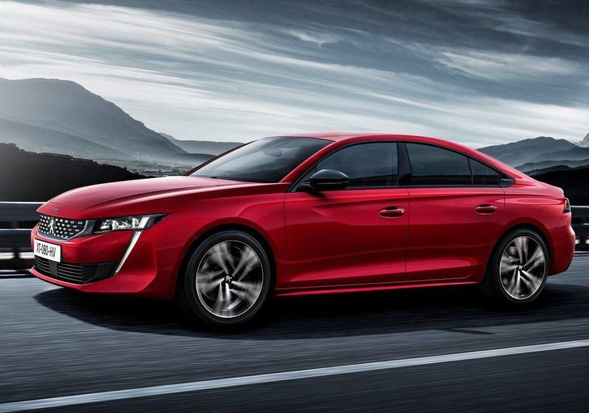 Peugeot 608. Takie auta też są w złożonej ofercie