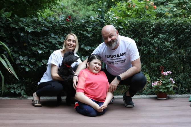 Za Jelenu i Aleksandra ustanova nikad nije bila opcija