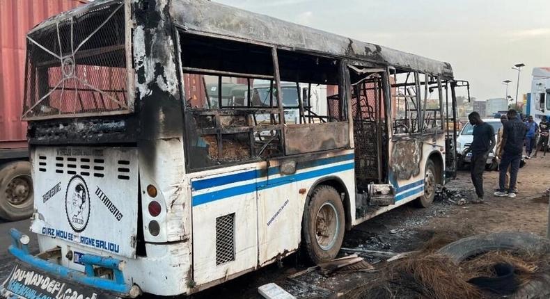 Bus attaqué au coktail Molotov