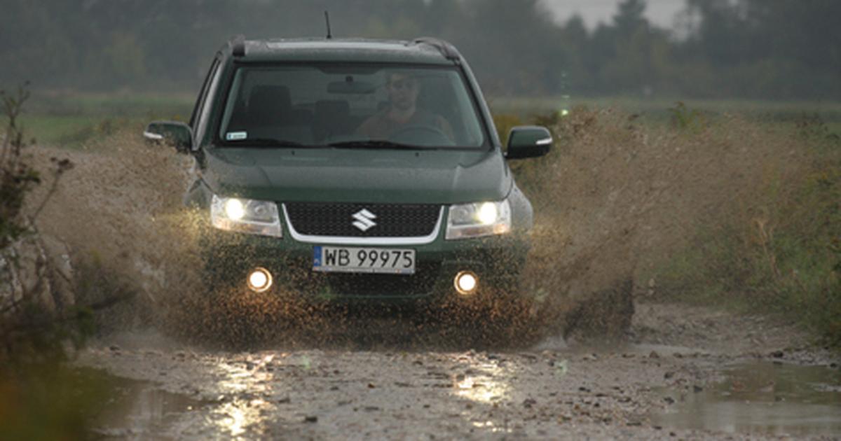 Suzuki Grand Vitara 2.4 DeLuxe Nie boi się terenu