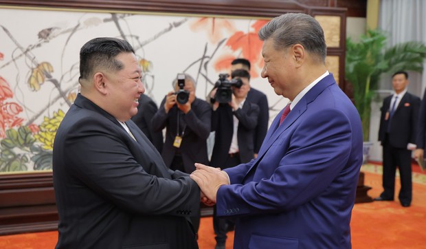 Kim Džong Un i Si Đinping u Pekingu 2025. 