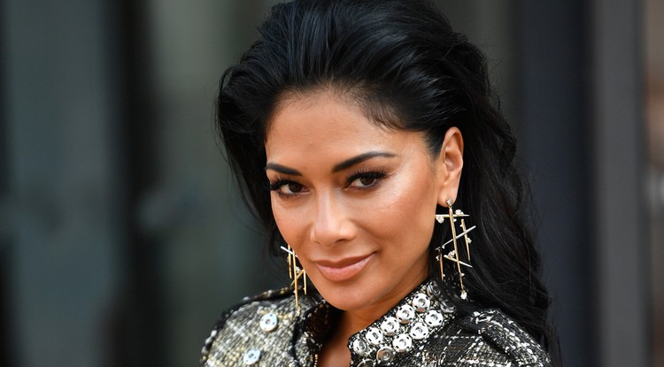 Nicole Scherzinger dobott egy spárgát, mi meg lementünk hídba