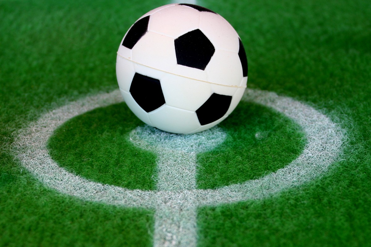 Czy gmina ma możliwość odliczenia VAT od kosztów modernizacji hali sportowej?