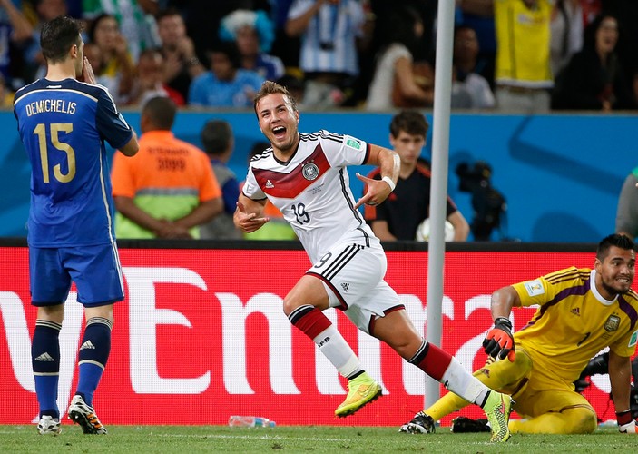 Mario Goetze po strzeleniu gola