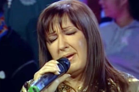 ZNAMO JE KAO BIG MAMU, A  SADA JE NIKADA NE BISTE PREPOZNALI! Radila kao čistačica, trpela jezivo nasilje od bivšeg muža: "Krivio je mene, ali se ispostavilo da on nije mogao da ima decu"
