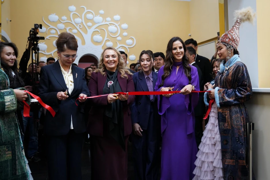 Almati izložba "Žena u Srbiji kroz vekove" 