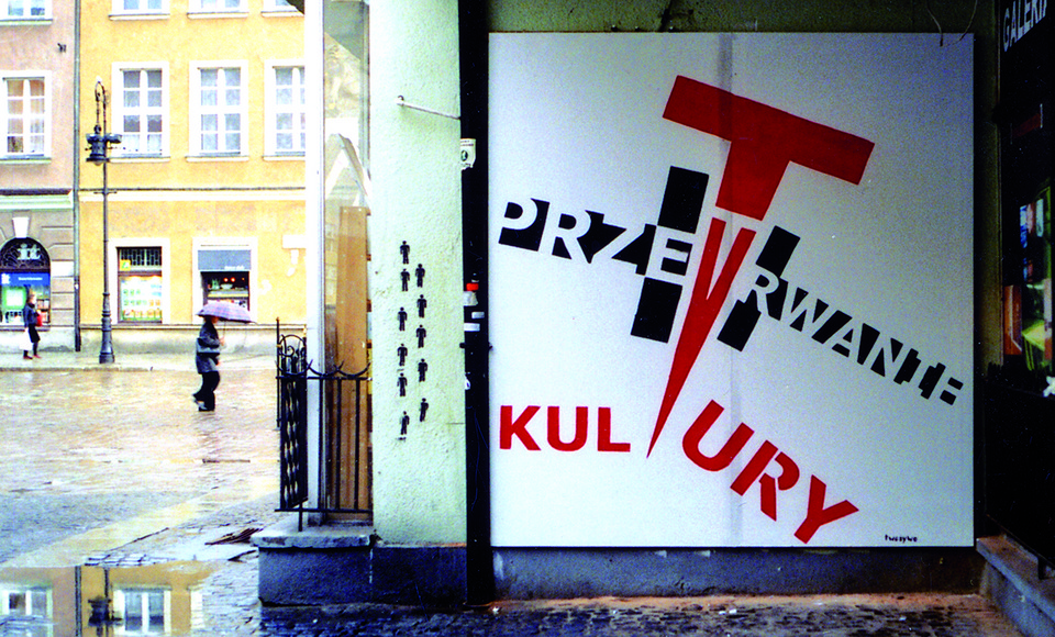 "Przetrwanie kultury" - mural (Stary Rynek, galeria miejska BWA Arsenał, Poznań, 2005)