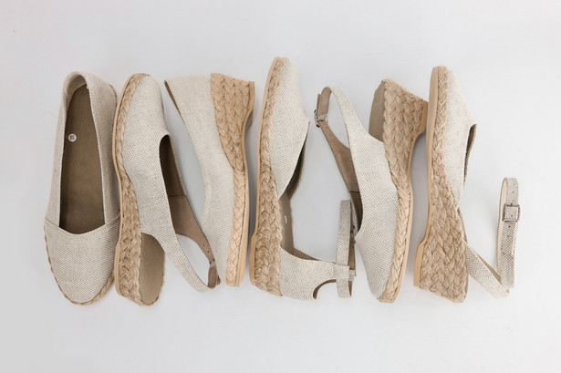 Tradycyjna produkcja obuwia - od 40 lat w trendach są polskie espadryle.
