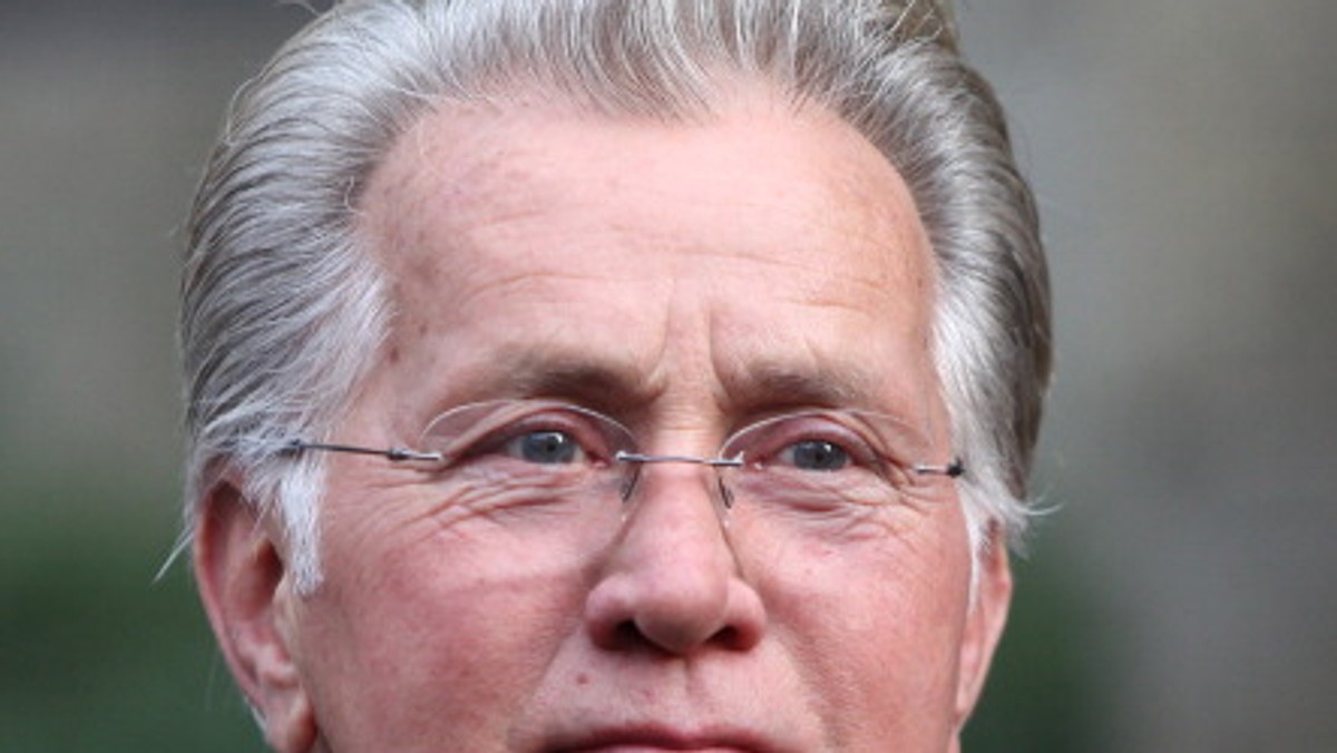 Aktor Martin Sheen został wybrany do czytania dźwiękowego wydania najnowszej książki Dalajlamy pt. "Beyond Religion".