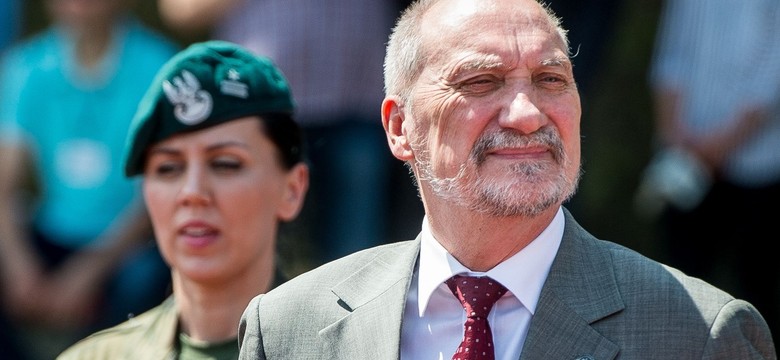 Macierewicz o Frasyniuku: Stanął tam, gdzie kiedyś stało ZOMO