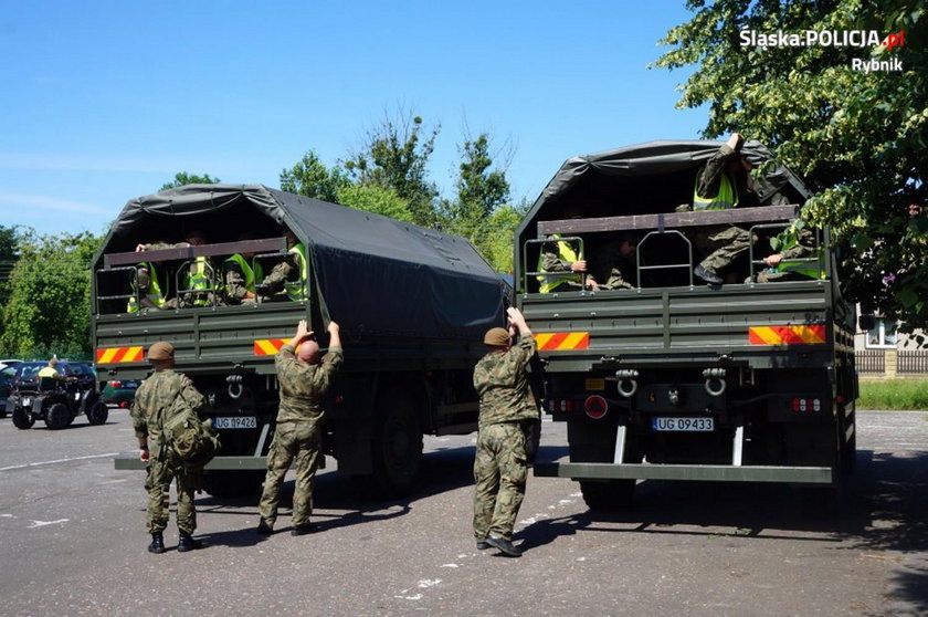 Wojsko i policja poszukują Sławomira