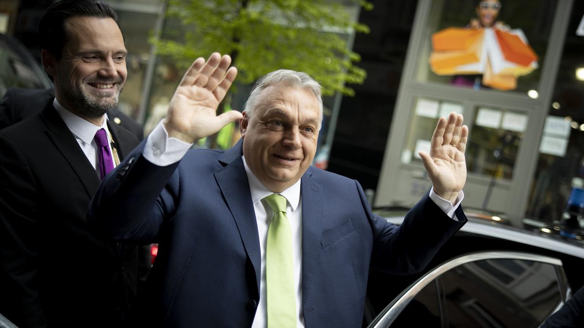Orbán Viktor: le kell váltani a brüsszeli vezetést - Ukrajnának is erős üzenetet küldött