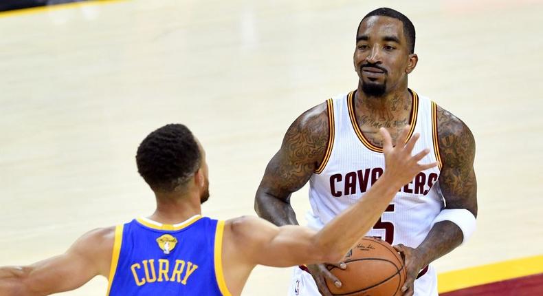 JR Smith is not impressed by the Stephen Curry, the Golden State Warriors, or their lead.