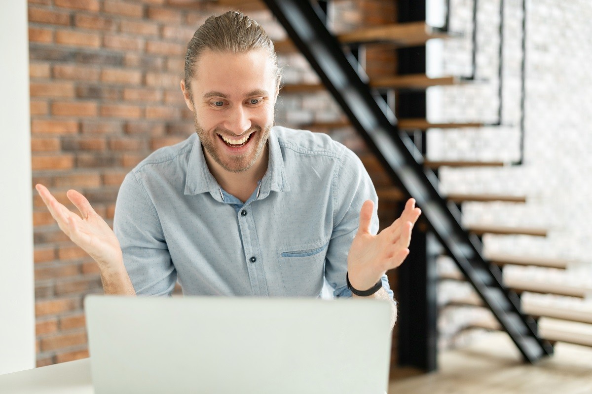 Rząd przeleje 240 zł na konta Polaków do 15 kwietnia 2026