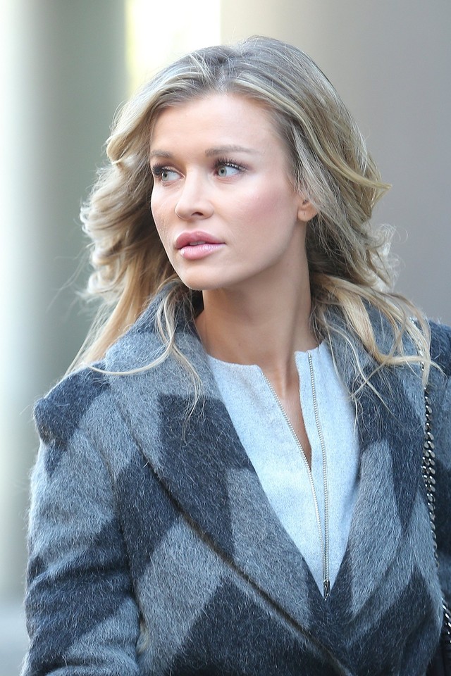 Zjawiskowa Joanna Krupa przyłapana przez paparazzi