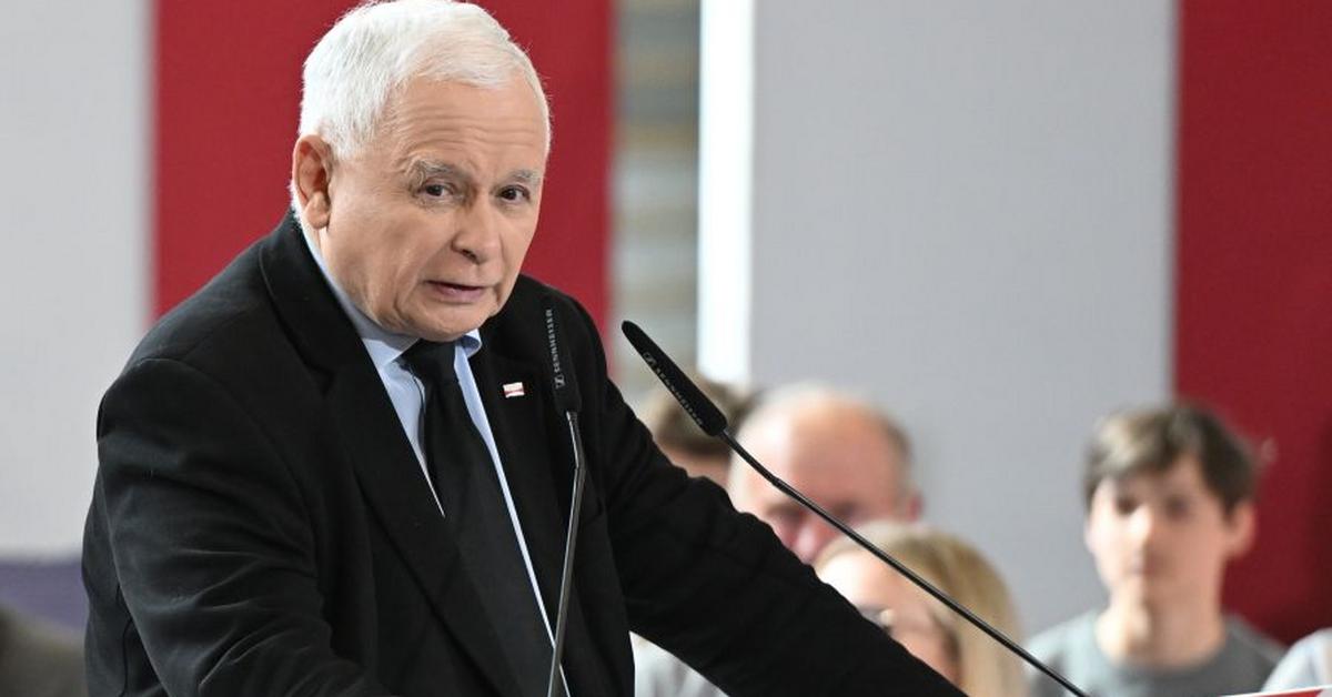  Kaczyński chce zatrzymać szaleństwo elit europejskich. Pojechał na protest rolników do Brukseli