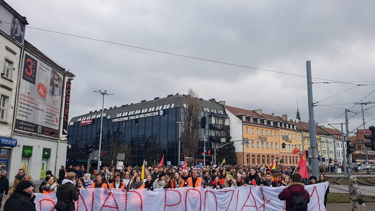 Gdańsk: Marsz ponad podziałami. Kuratorium prosi o wyjaśnienia