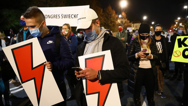 Doradca Czarnka: protestujący to nie Polacy. Potrzeba im surowej kary