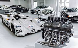 Najciekawsze modele BMW z silnikiem V12
