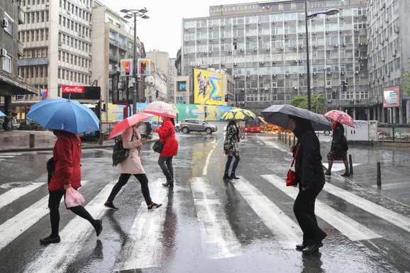 I KIŠA I SUNCE, I MRAZ I 20 STEPENI Vreme kao da hoće skroz da nas sludi: Obrti na dnevnom nivou i tako do daljeg,  evo šta nas čeka sve do zime