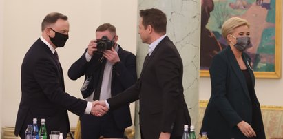 Duda spotkał się z Trzaskowskim i samorządowcami. Szef gabinetu Dudy zachwala lokalne władze: dają z siebie wszystko!