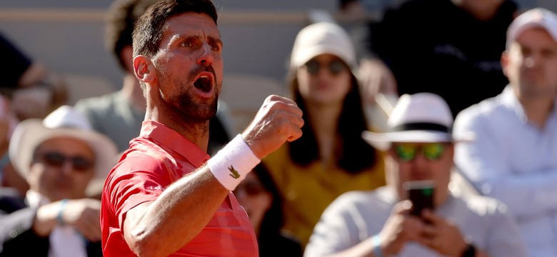 Djokovic awansował do 1/8 finału French Open. Serb ma szansę na pojedynek z Hurkaczem