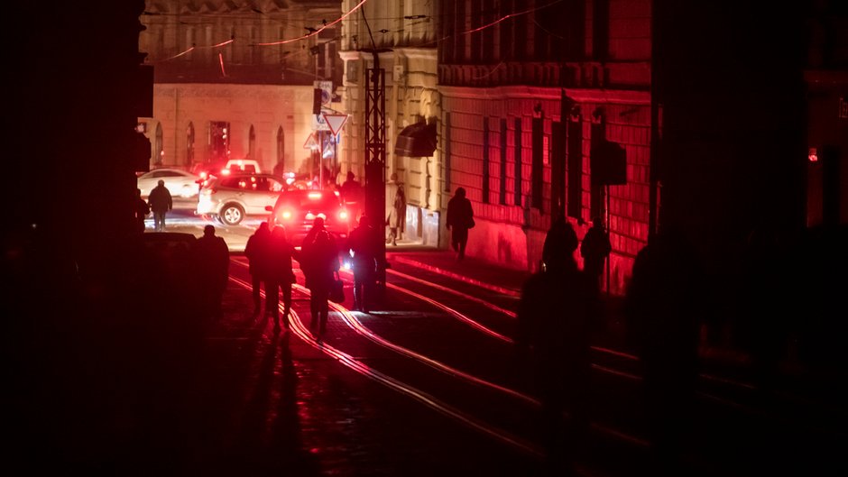 Lwów, blackout po rosyjskim ataku rakietowym Fot. Maxym Marusenko / NurPhoto / AFP