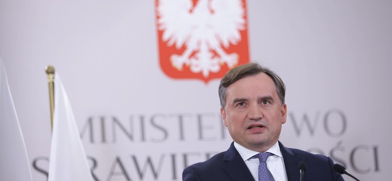 Sąd Najwyższy odrzucił skargę kasacyjną Ziobry ws. zdjęcia krzyża ze ściany