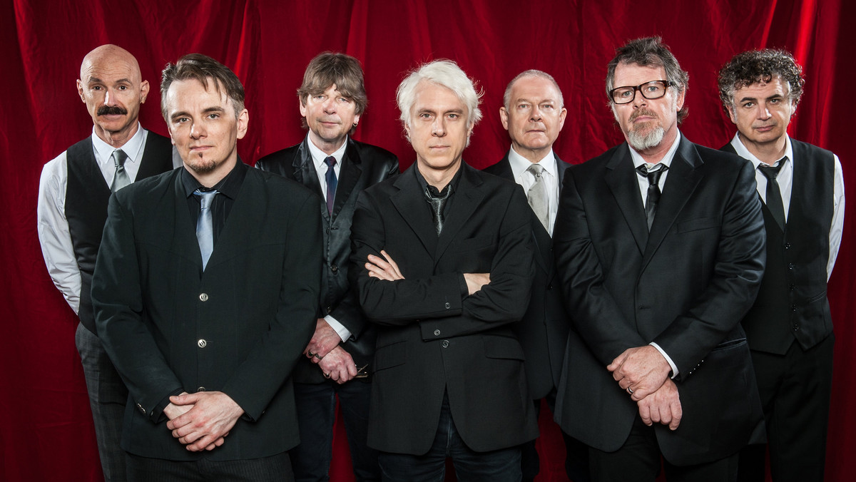 Grupa King Crimson przyjedzie do Polski na cztery koncerty. Zespół dowodzony przez Roberta Frippa wystąpi w Zabrzu i we Wrocławiu w październiku przyszłego roku.