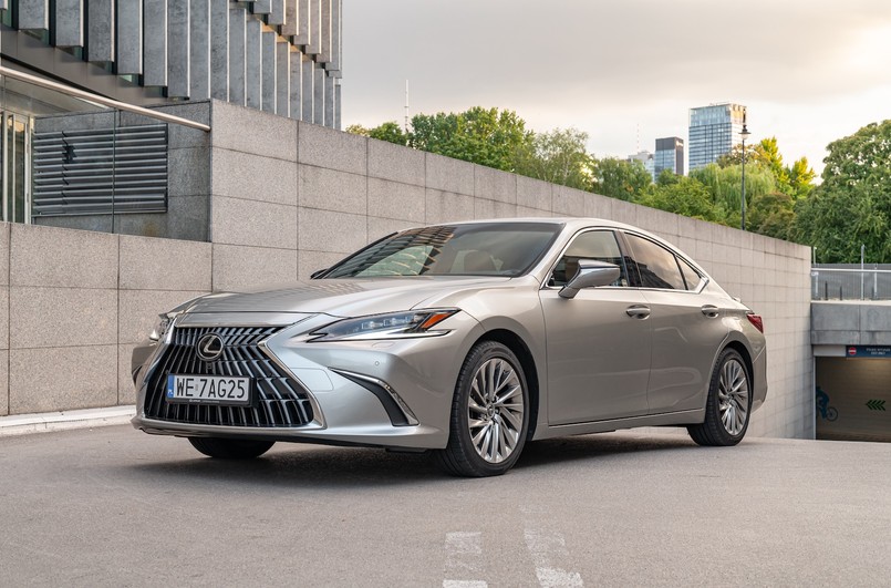 Lexus ES 300h